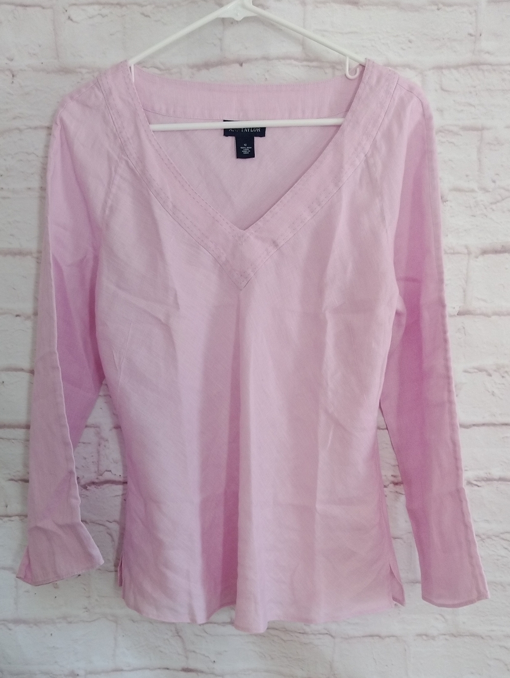 Ann Taylor Irish linen V-Neck Long Sleeve Top